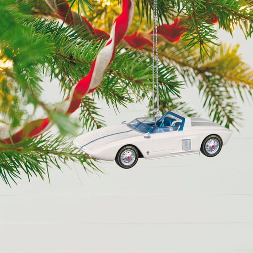 Legendary Concept Cars 1962 Ford Mustang I Metal Ornament, 