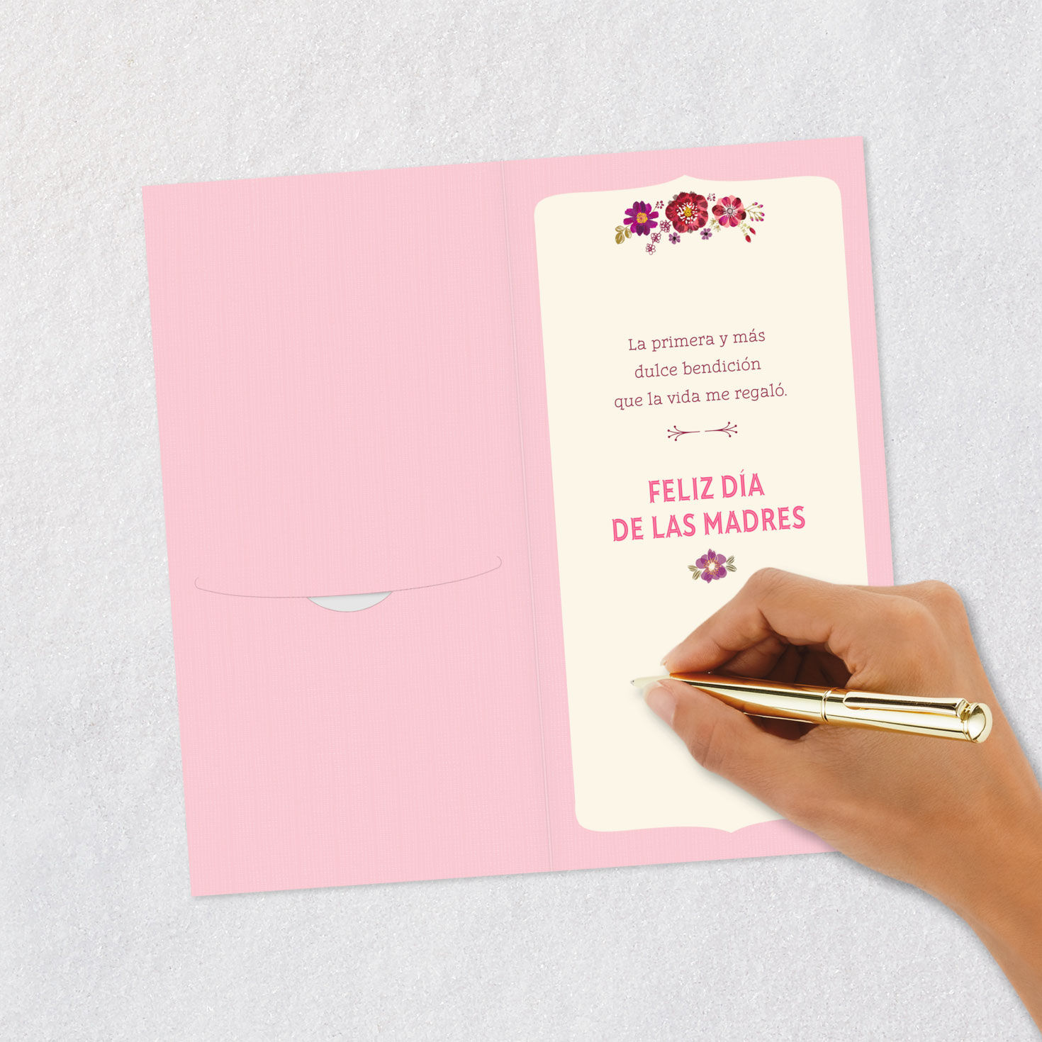 Floral Heart Spanish Mother's Day Card for Mom signing card image number 6