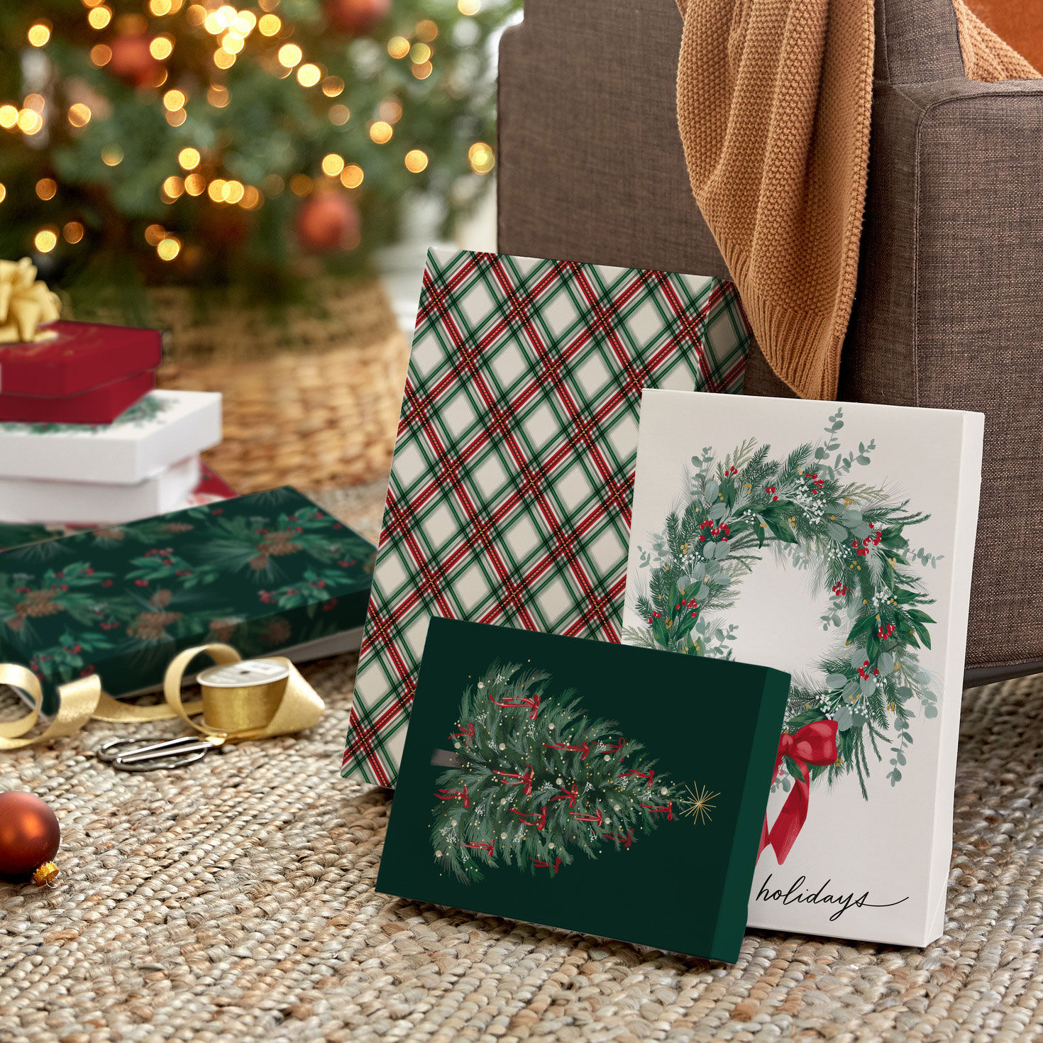 Classic 10-Pack Assortment Christmas Gift Boxes in use image number 2