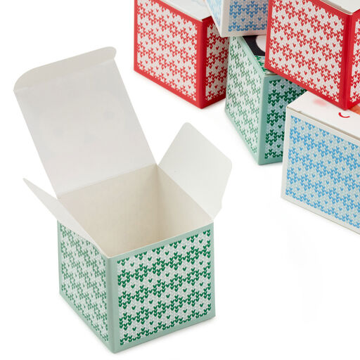 2.5" Christmas Characters 6-Pack Mini Gift Boxes, 
