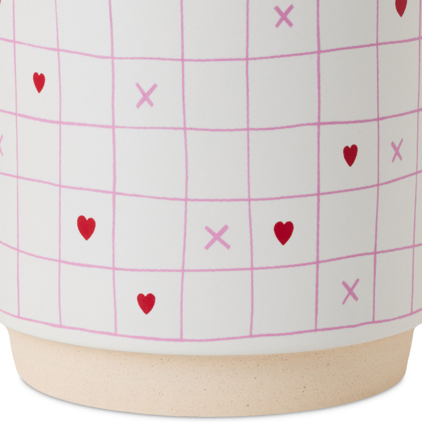 Grid Pattern With Hearts Mug  image number 3