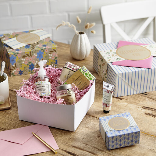 4", 8" and 10" Floral 3-Pack Gift Boxes With Bands, 
