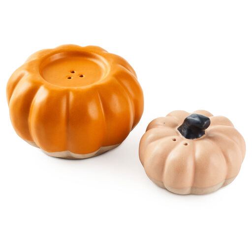Stacked Pumpkin Salt and Pepper Shakers, Set of 2, 
