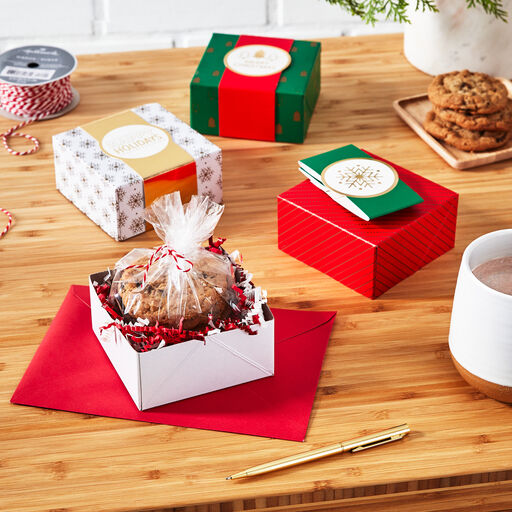 4" Merry Mix 3-Pack Small Christmas Gift Boxes Assortment, 