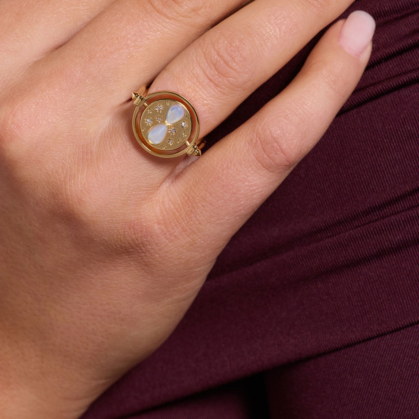 Alex And Ani Harry Potter&trade; Time Turner Flip Ring in use image number 3