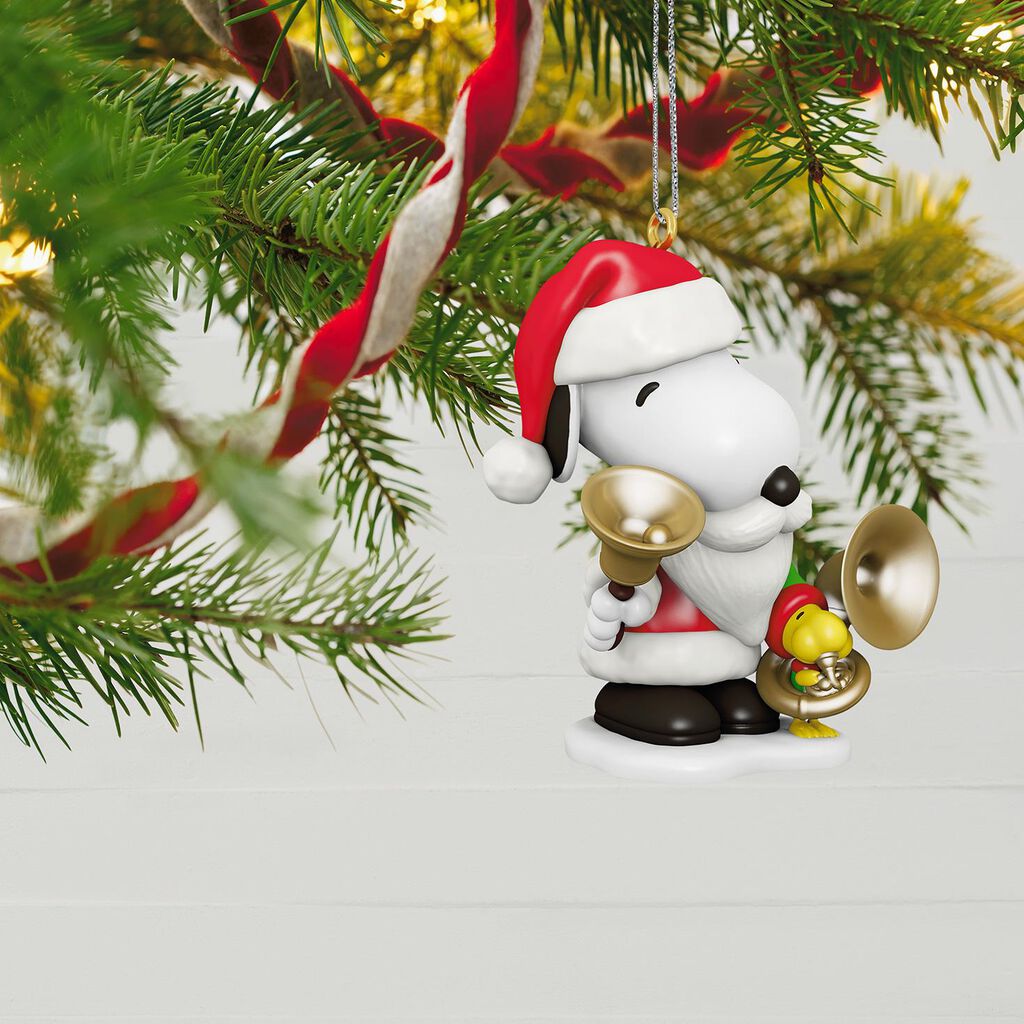 Spotlight On Snoopy Bell Ringer Snoopy Ornament Spotlight On Snoopy Bell Ringer Snoopy Ornament