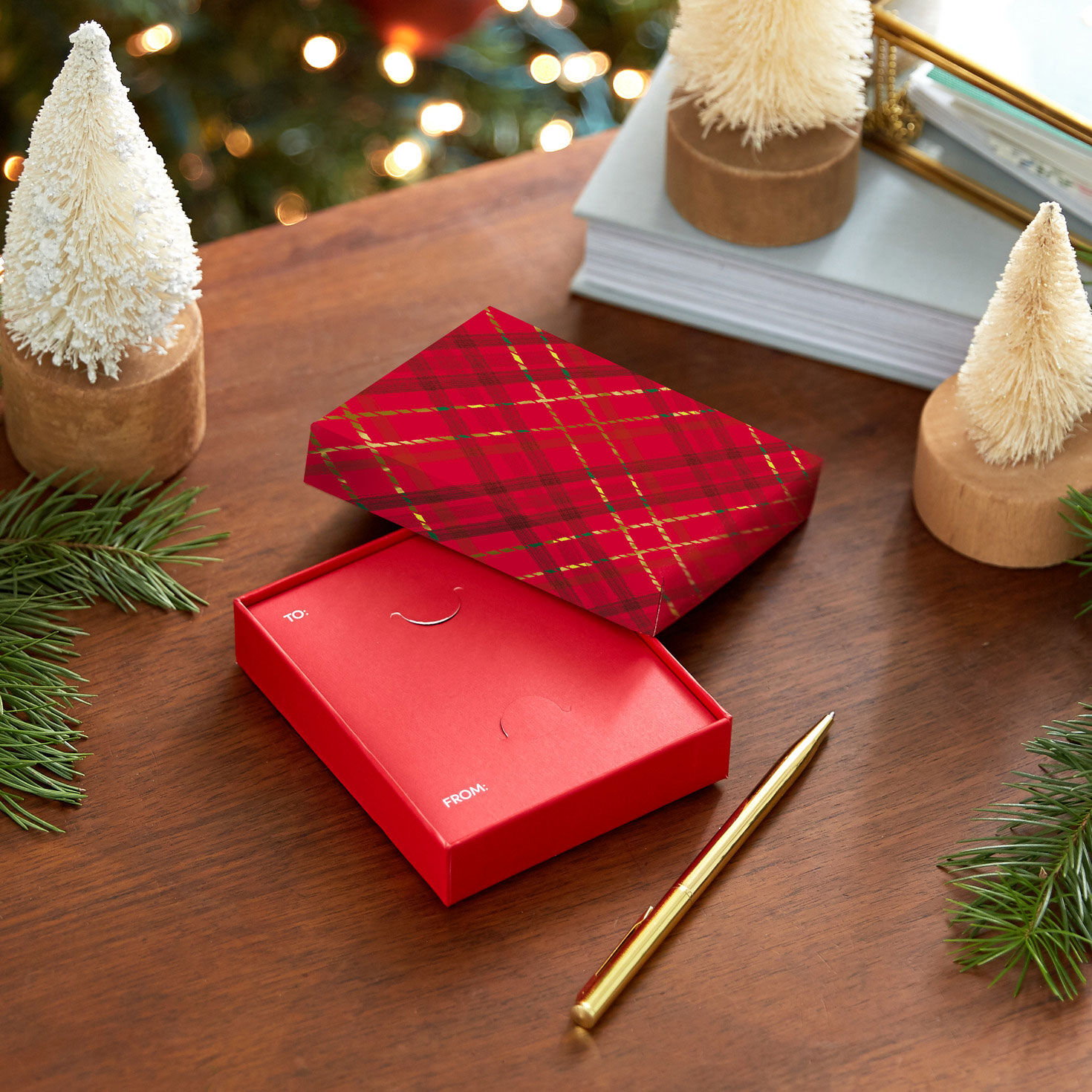 Red Plaid Holiday Gift Card Holder Box  image number 2