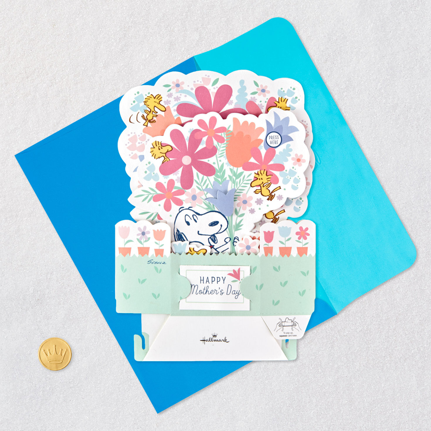Snoopy 3D Bouquet Lights and Music Mother's Day Card Card Front with Envelope and Gold Seal image number 5
