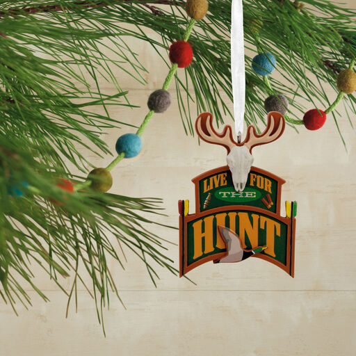 Live for the Hunt Hallmark Ornament, 
