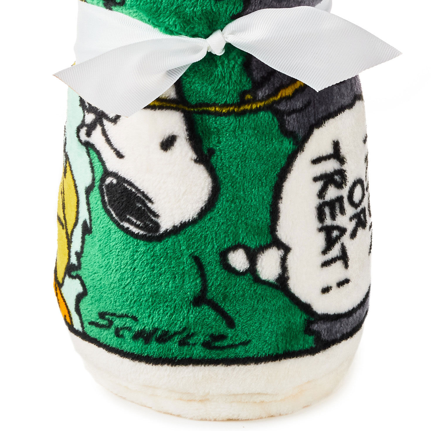 Peanuts&reg; Great Pumpkin Comic Strip Throw Blanket closeup detail image number 5