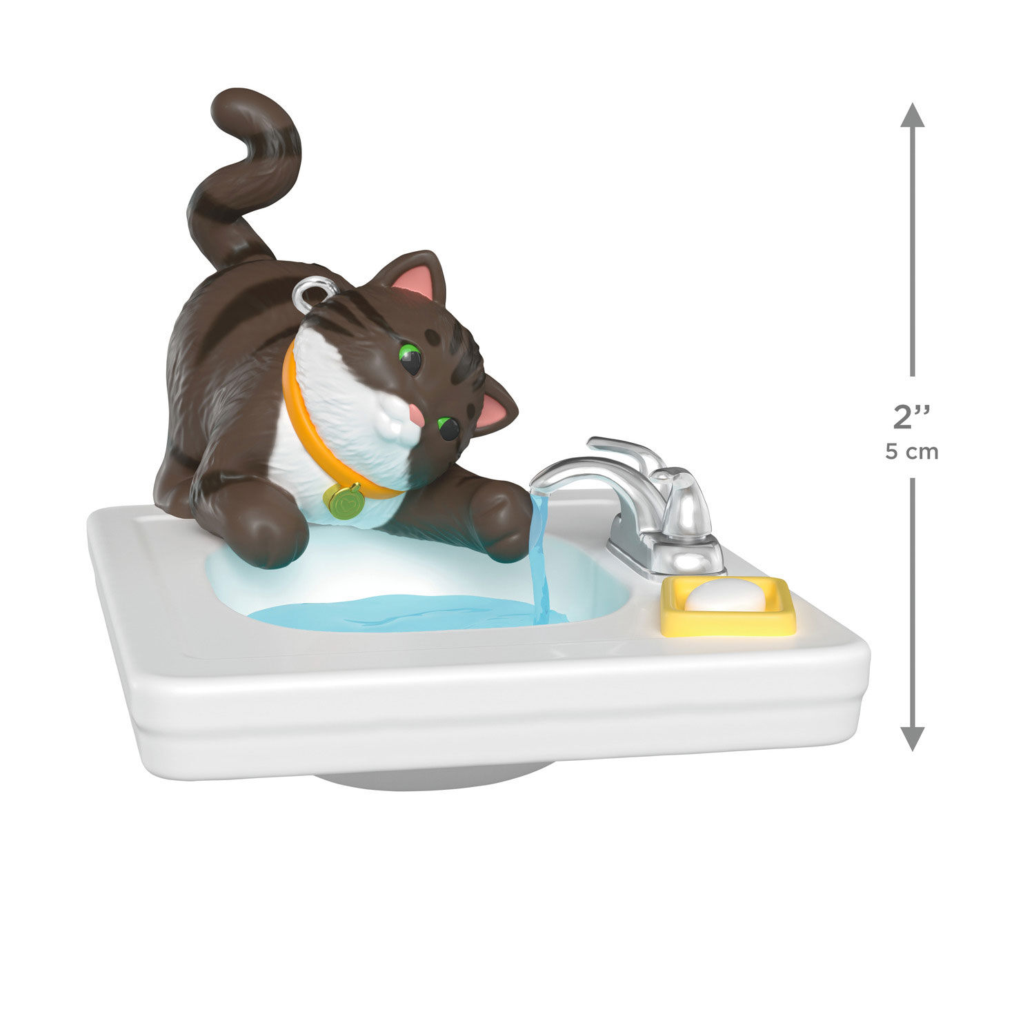 Kitten on Sink Keepsake Ornament measurement image number 3