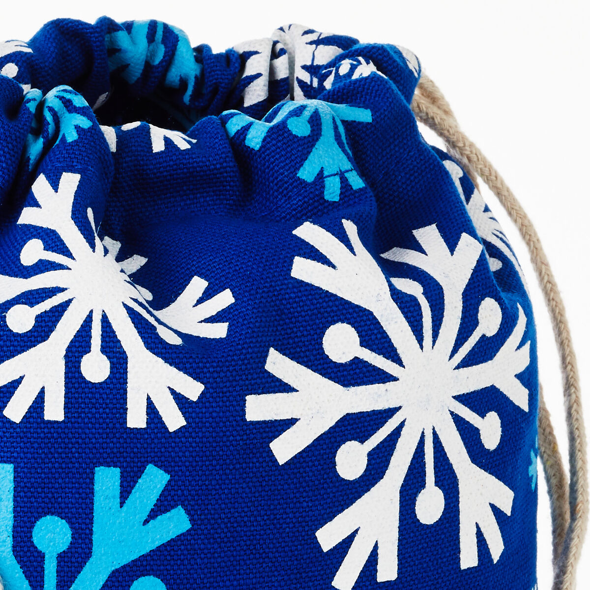 10" and 20" Winter Fun 2Pack Fabric Gift Bags Gift Bag Sets Hallmark