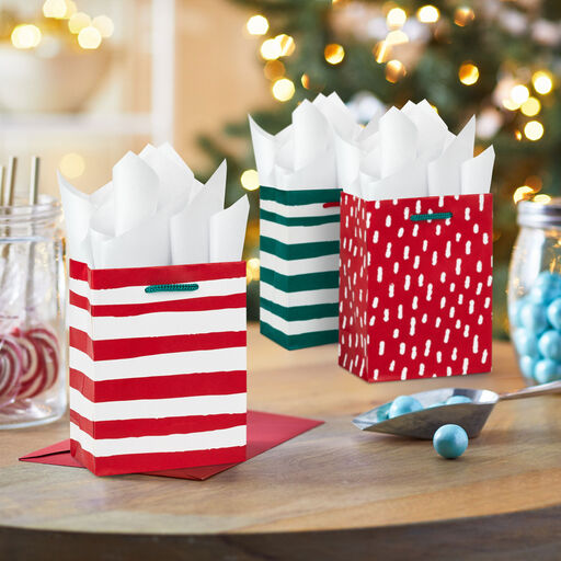 5.7" Red and Green Patterns 4-Pack Small Christmas Gift Bags, 