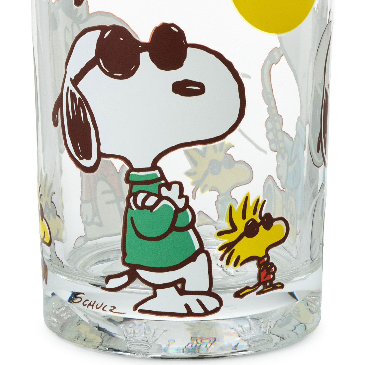 Colored Illustrations Peanuts Snoopy Drinking Glass upclose view image number 4