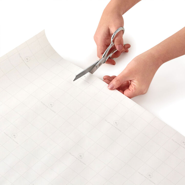Peppermint-Scented Playful Plaid Christmas Gift Wrap Hand Cutting Wrap image number 4