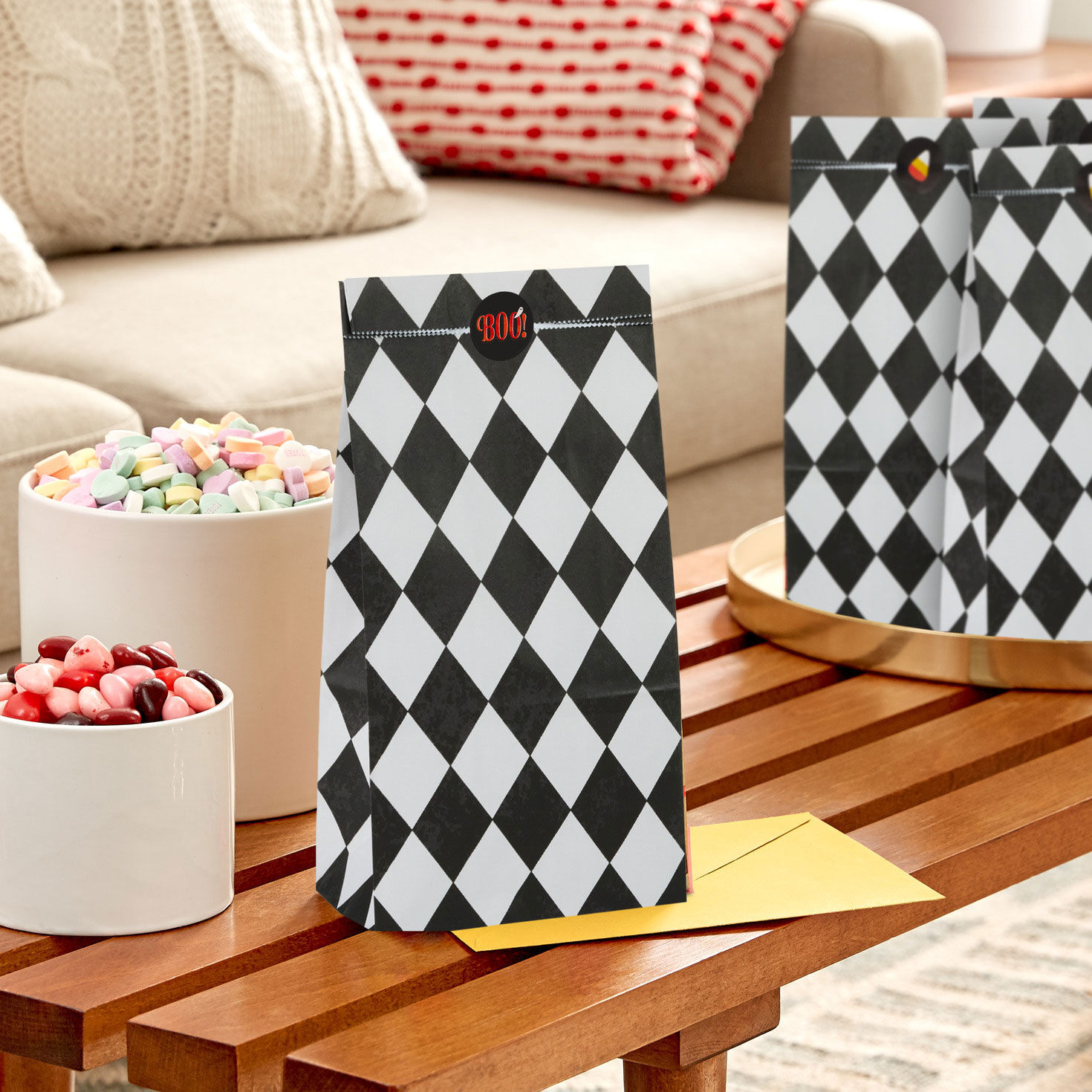 Black and Gray Diamonds Goody Bags with Stickers in use image number 2
