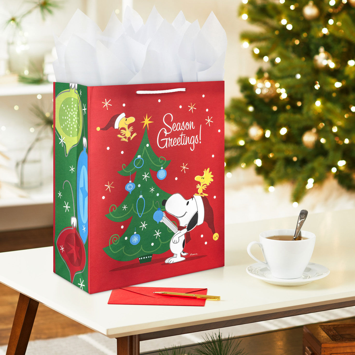 15.5 Peanuts Snoopy and Woodstock on Red Extra Large Christmas Gift Bag Gift Bags Hallmark