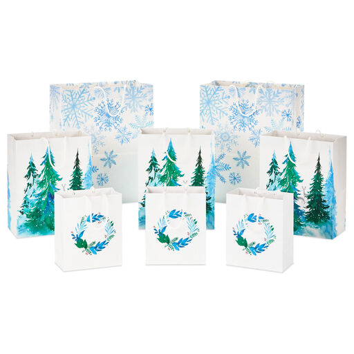 Winter Wonder 8-Pack Holiday Gift Bags, Assorted Sizes and Designs, 