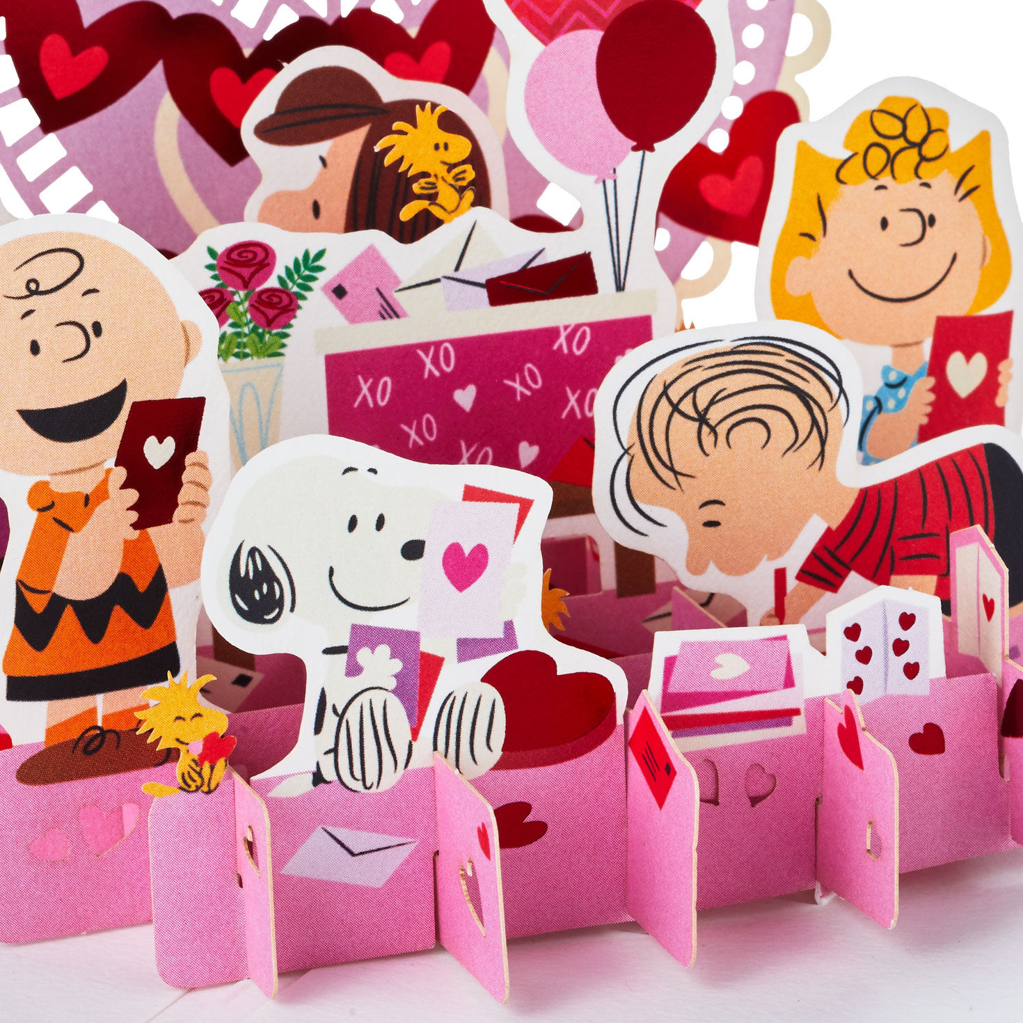 Snoopy and Peanuts Gang 3D Pop-Up Valentine's Day Card pop up detail image number 4