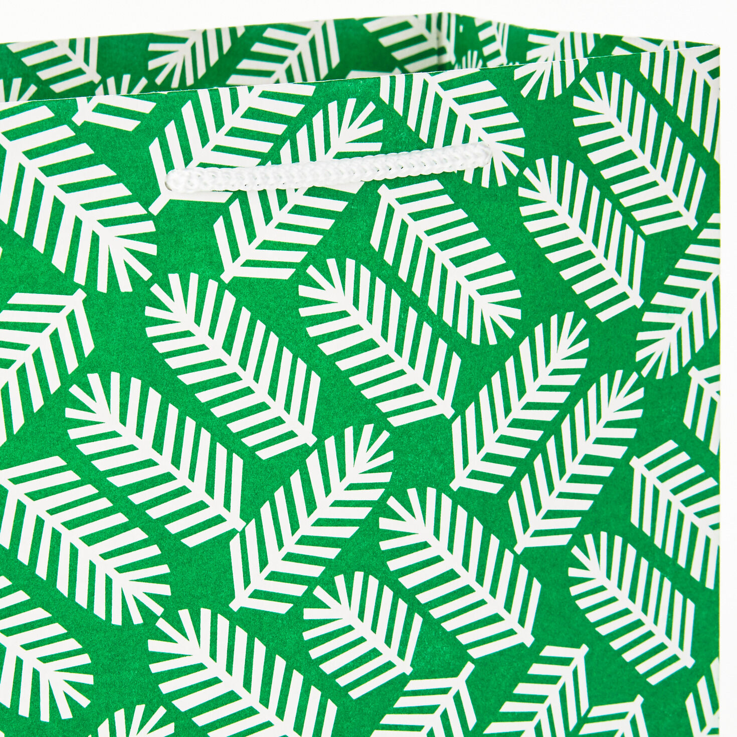 Assorted Sizes and Designs 12-Pack Christmas Gift Bags, , large image number 6