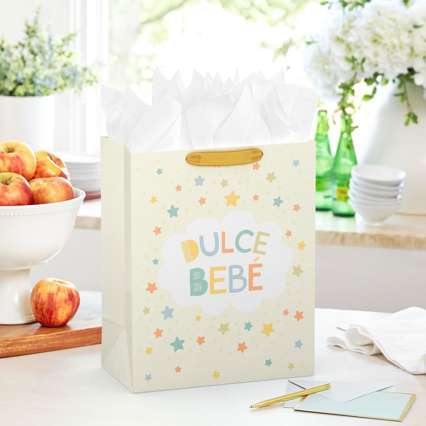Spanish Language Stars on Pale Yellow Large Gift Bag in use image number 2