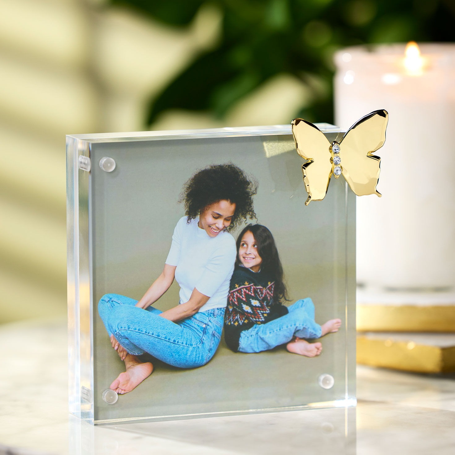 Square 4x4 Frame With Gold Butterfly Magnet in use image number 3