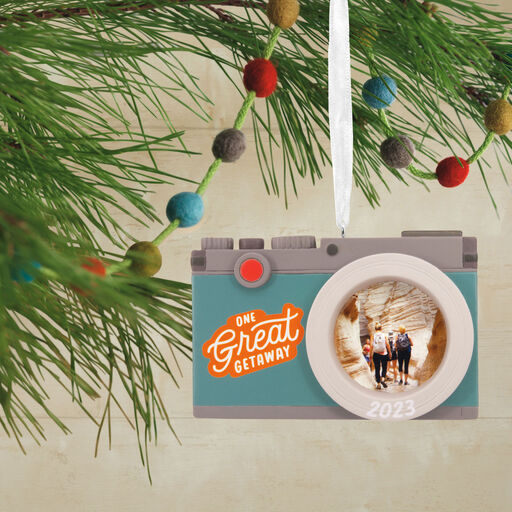 Vacation Camera 2023 Photo Frame Hallmark Ornament, 
