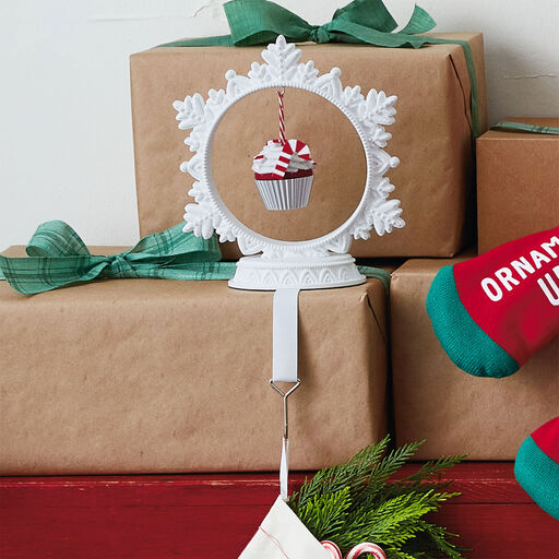 Snowflake Ornament and Stocking Hanger, 