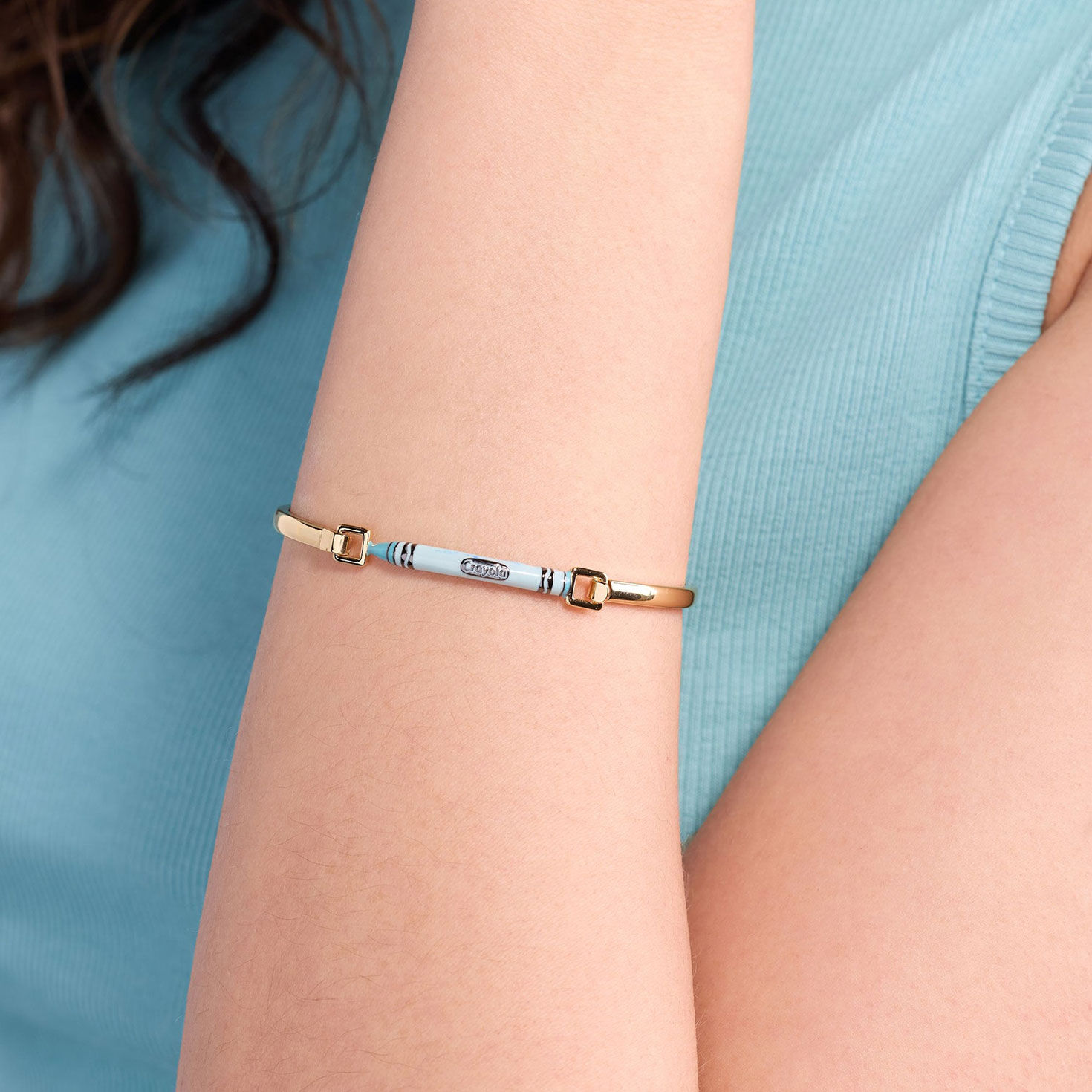 Alex And Ani Crayola Blue Crayon Tension Bangle in use image number 3
