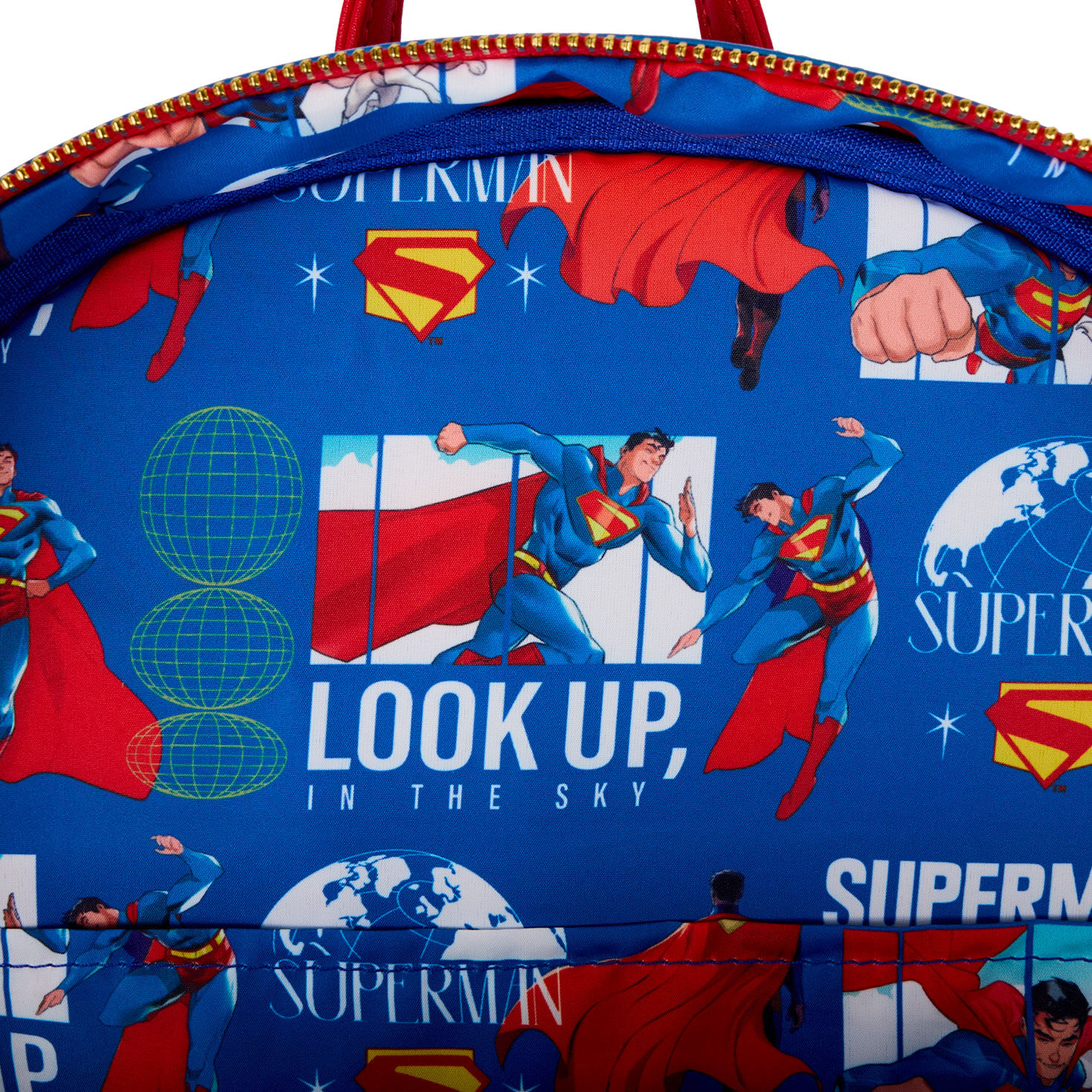 Light-Up, Glow-in-the-Dark Superman Backpack interior detail image number 5