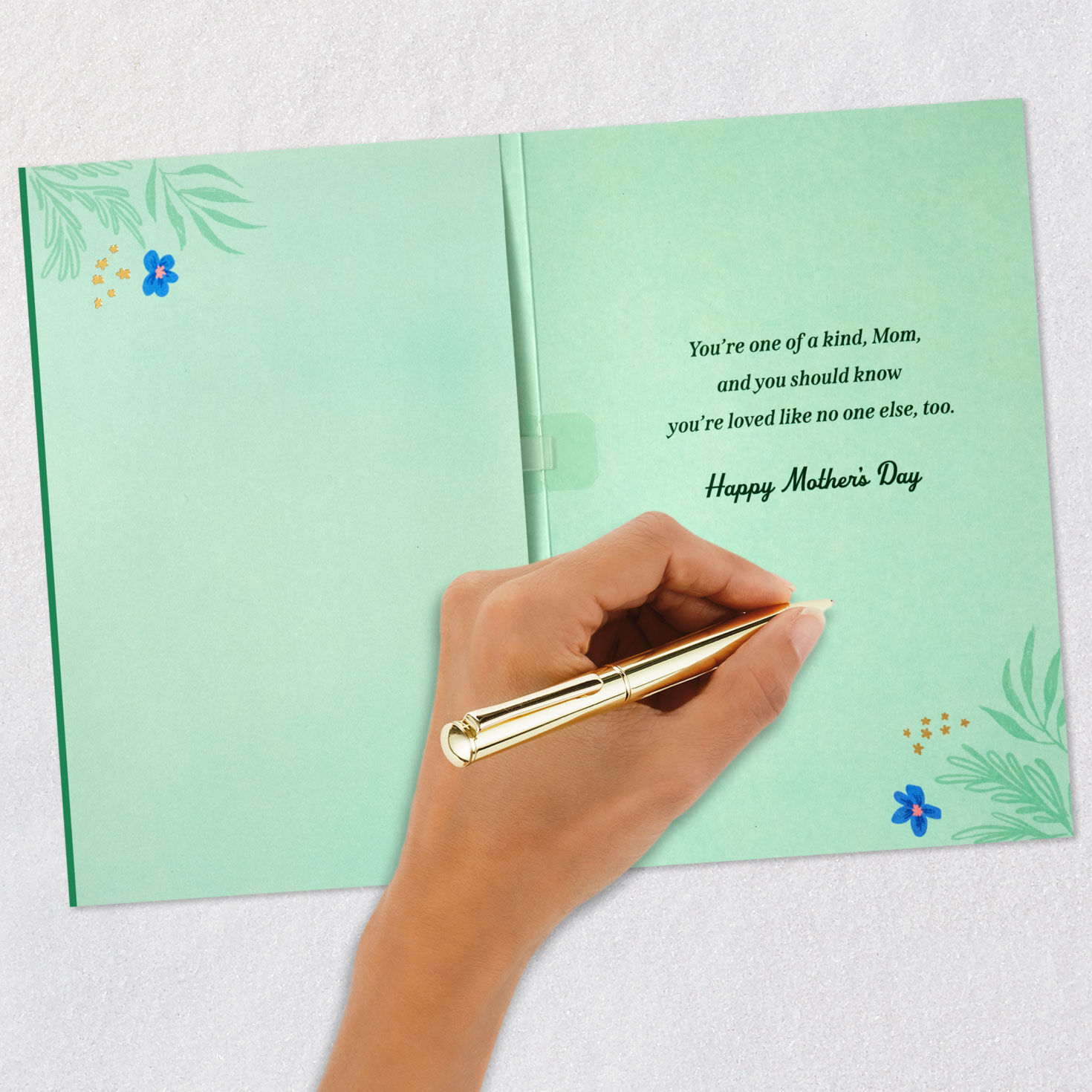 Fancy Lettering on Green Musical Mother&rsquo;s Day Card  image number 6