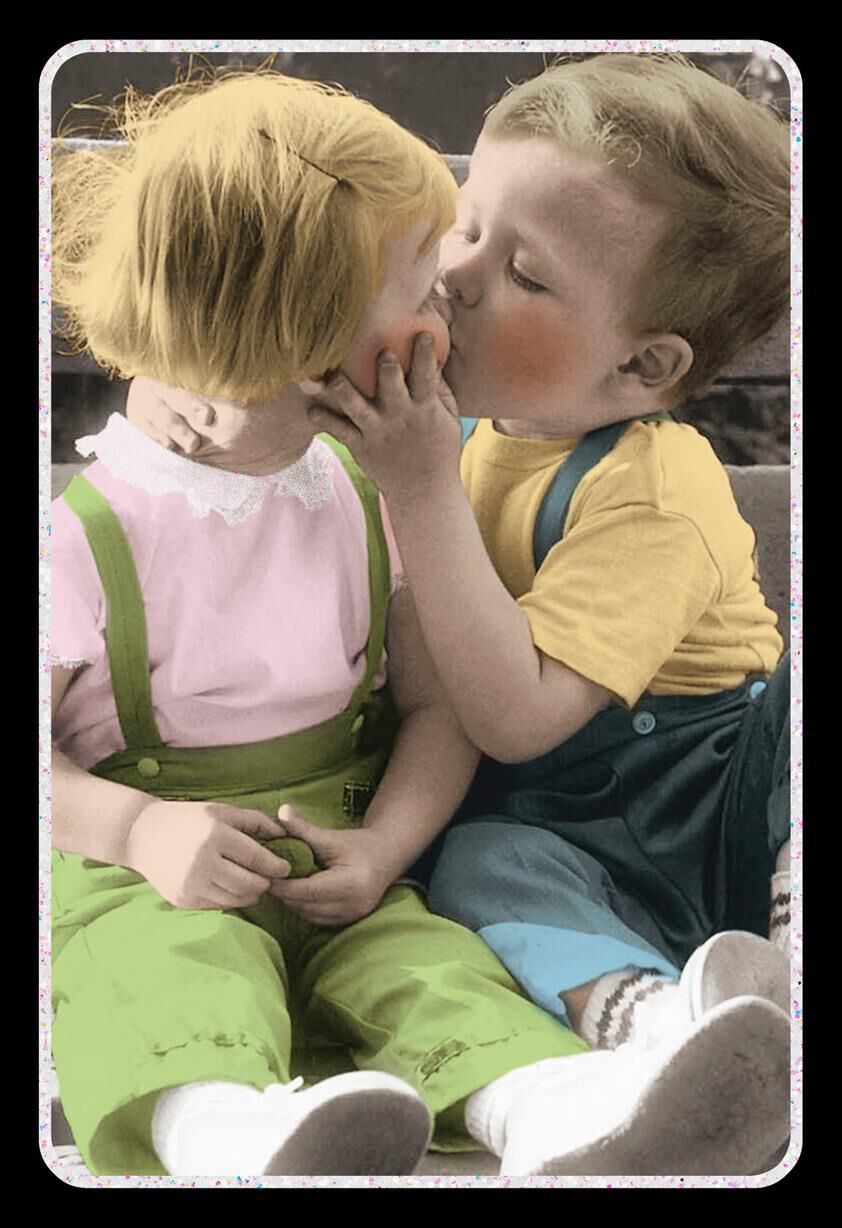 Kissing Kids Love Card