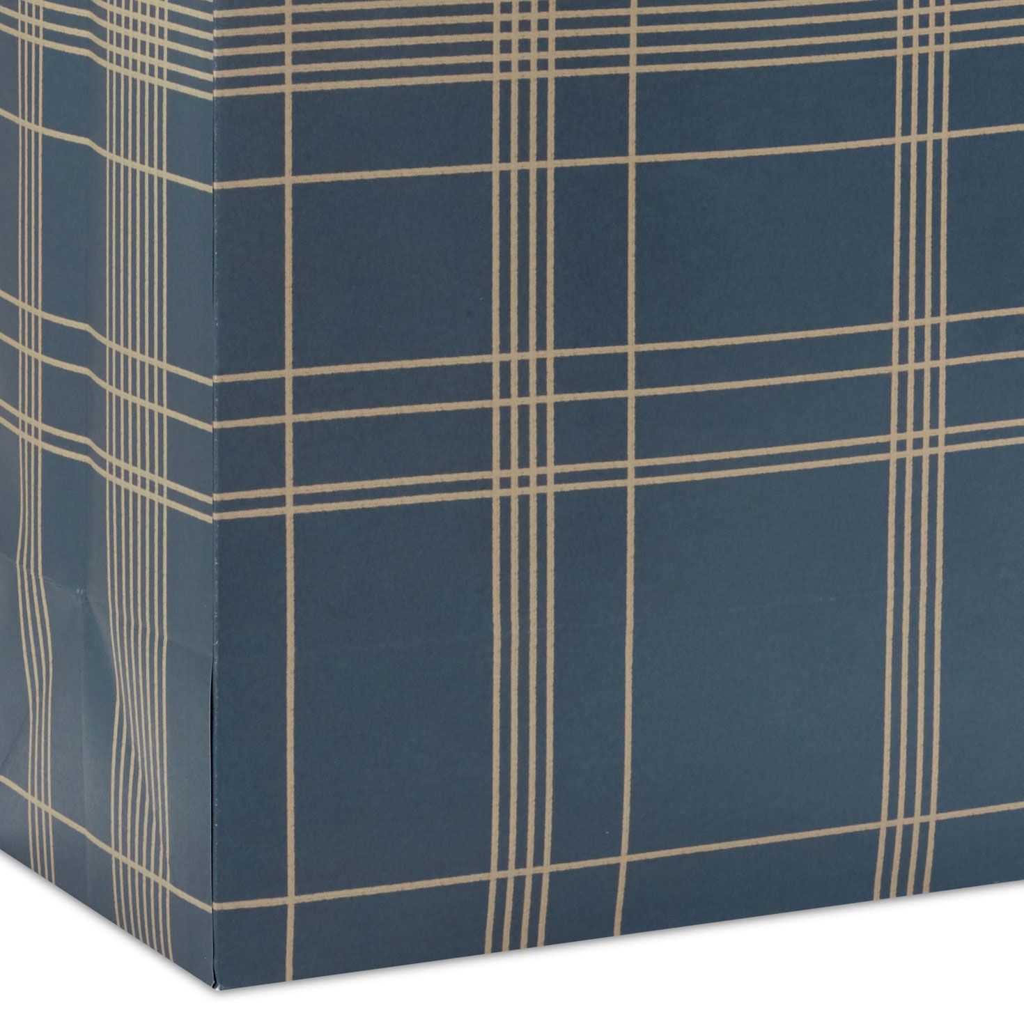 13" Classic Winter 3-Pack Assortment Large Gift Bags, , large image number 7