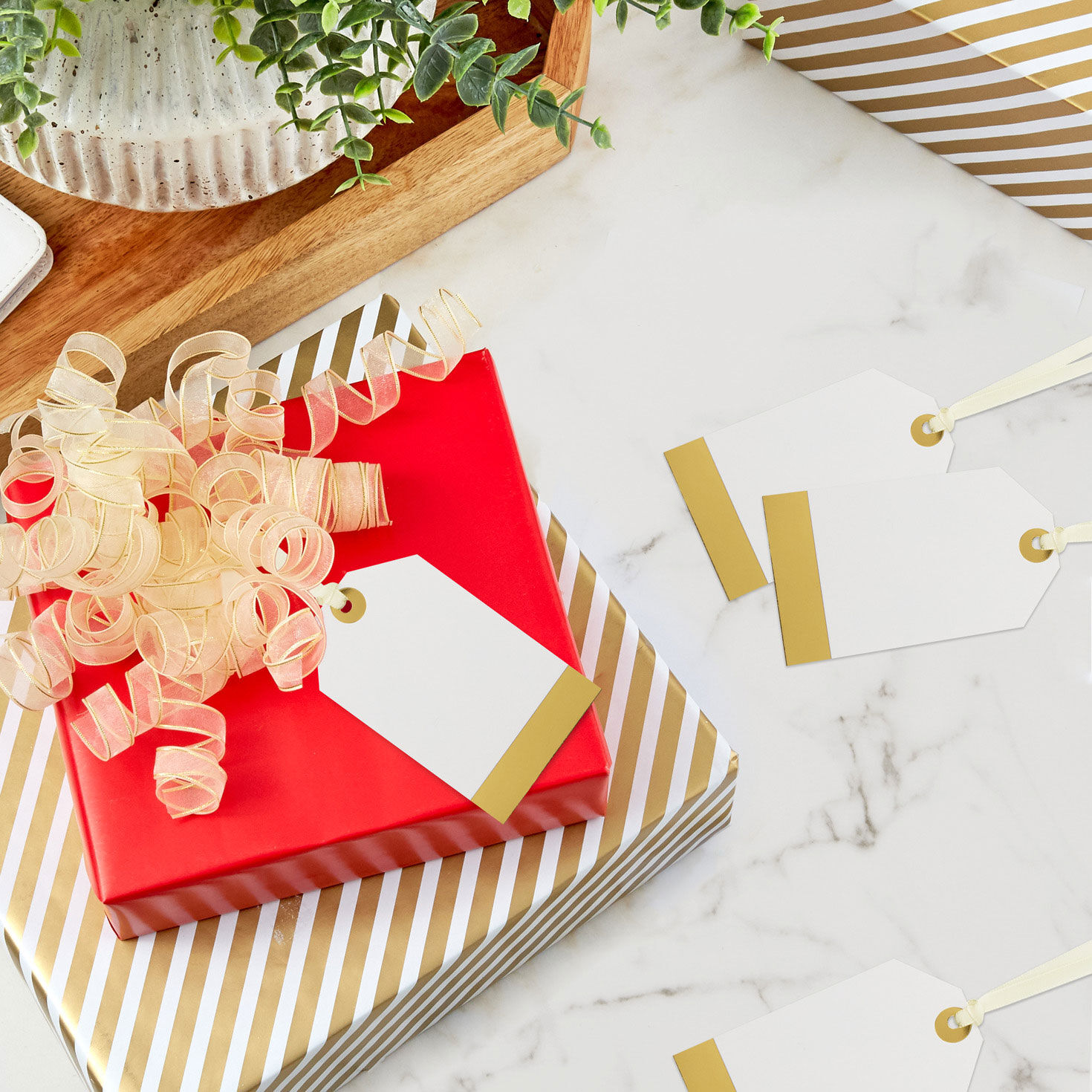 White and Gold Foil Holiday Gift Tags in use image number 2