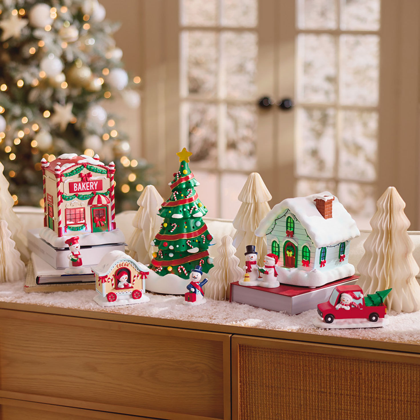 Snowman Village Christmas Tree and Mayor Decorations  image number 2
