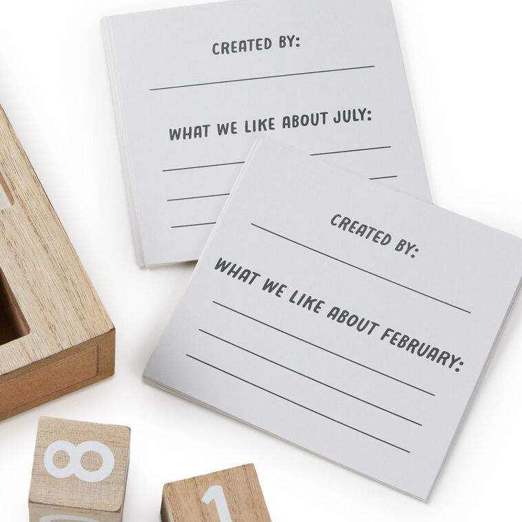 Kids Art Perpetual Calendar Picture Frame closeup view image number 4