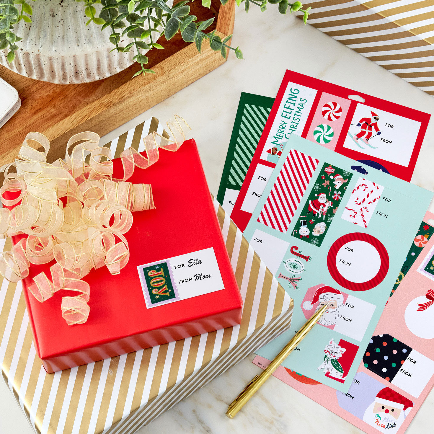 Holiday Fun Christmas Sticker Seals Gift Tags in use image number 2