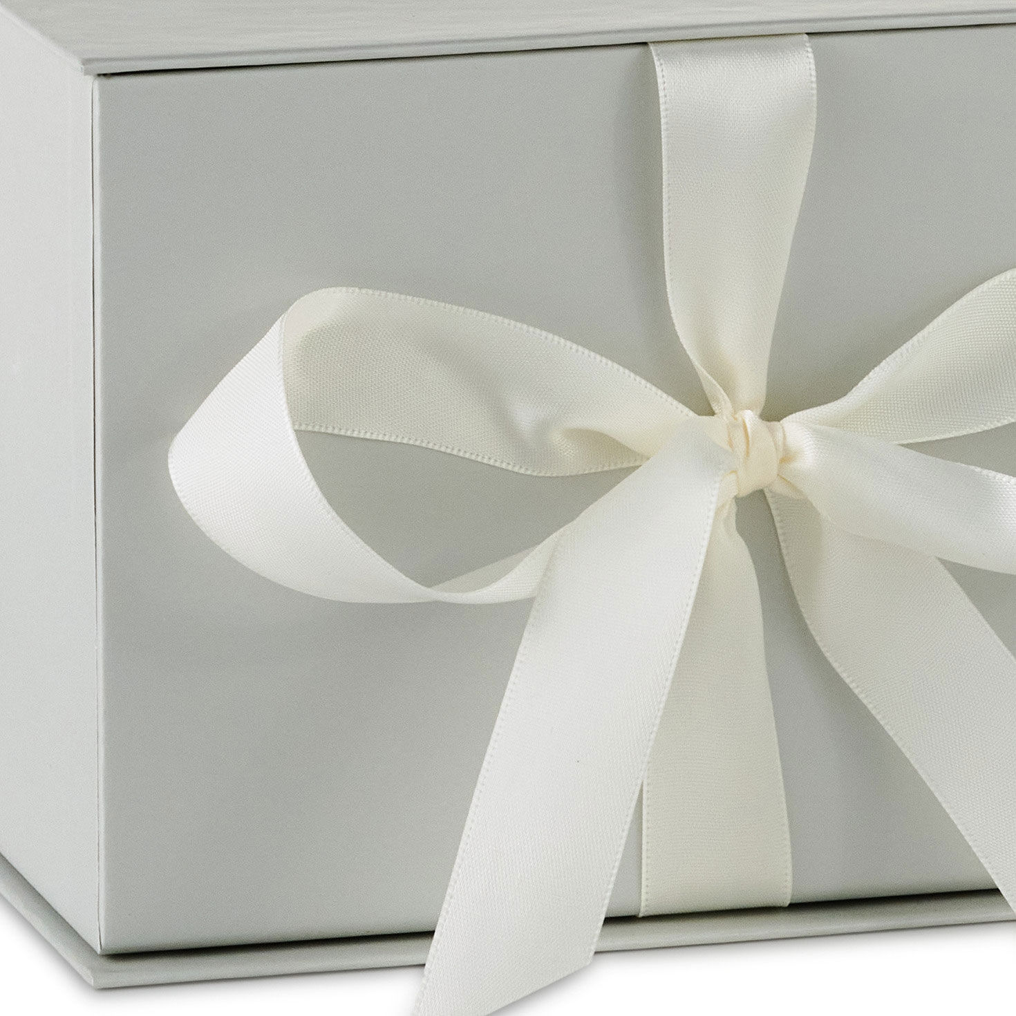 Solid White Large Square Gift Box with Lid upclose view image number 5