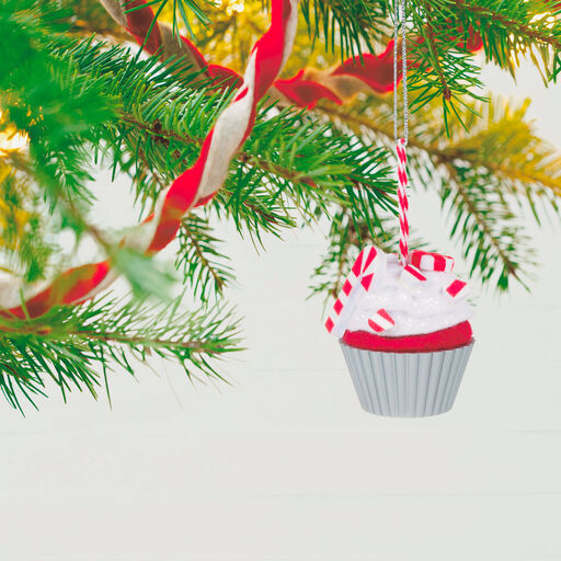 Christmas Cupcakes Holiday Merry-Mint Ornament, 