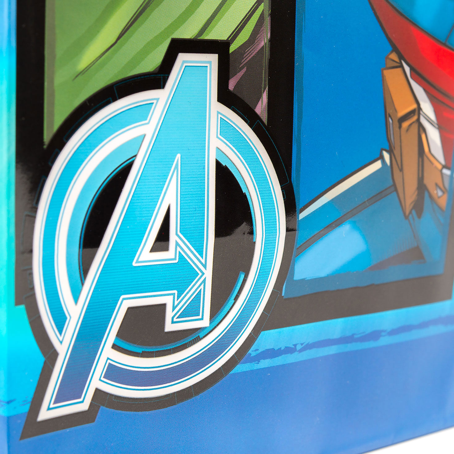 Marvel Avengers XL Gift Bag With Tissue upclose view image number 3
