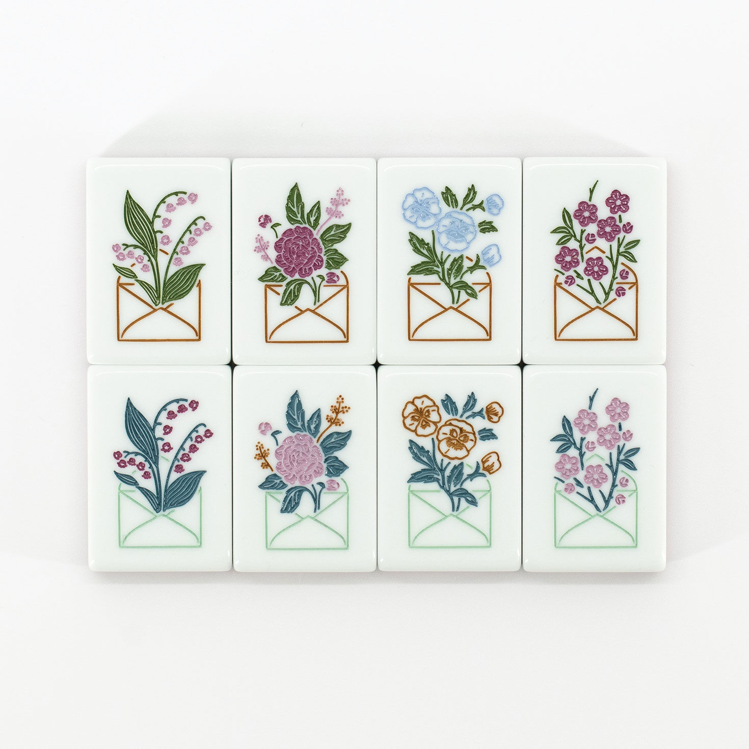 Miss Heirloom Mahjong Tile Set With Mat and Box front image number 6