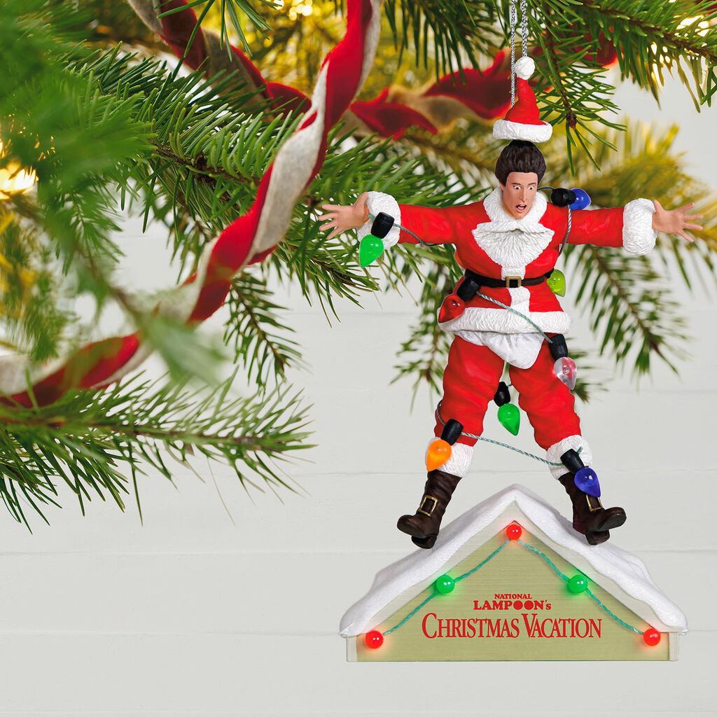 National Lampoon s Christmas Vacationâ„¢ A Fun Old Fashioned Family Christmas Ornament With Sound