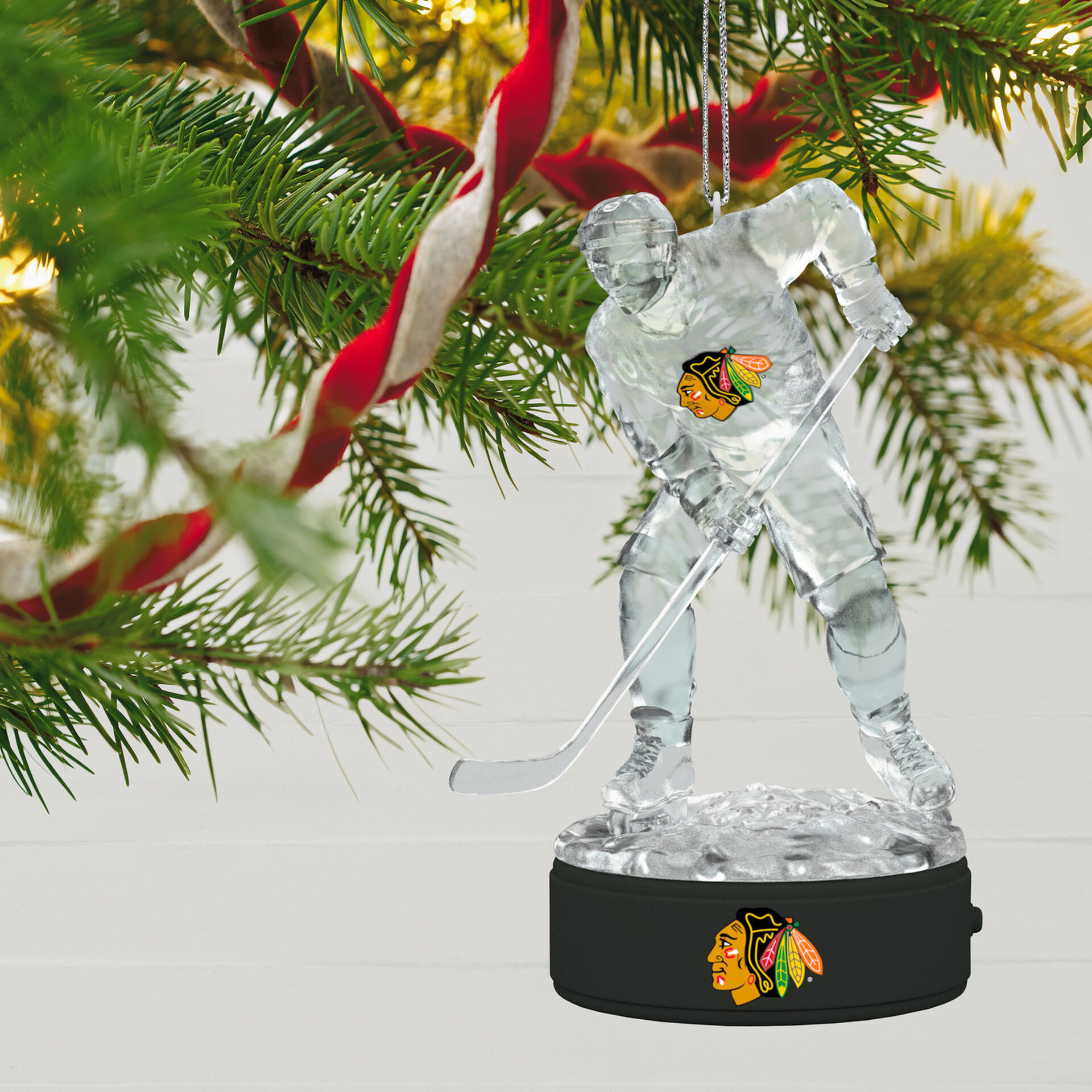 Leafs blackhawks keepsake hockey hallmark NHL® Chicago Blackhawks® Ice Hockey Player Ornament With Light