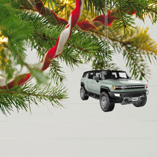 2024 GMC HUMMER EV™ 2023 Metal Ornament, 