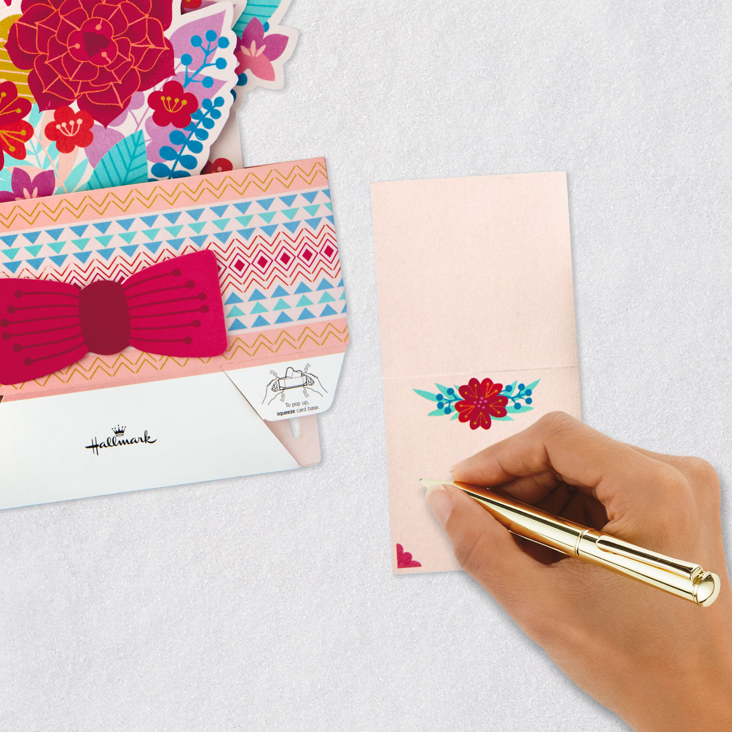 Flowers Musical 3D Pop-Up Mother's Day Card With Light signing card image number 6