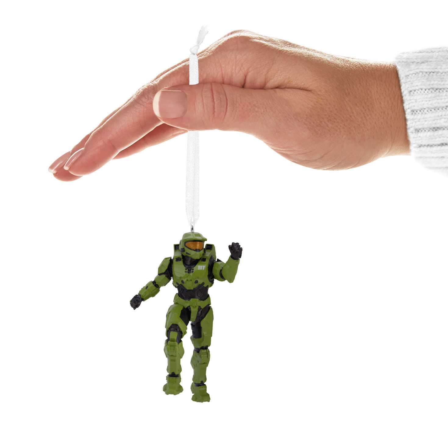 Halo Master Chief Christmas Ornament hand holding item image number 4