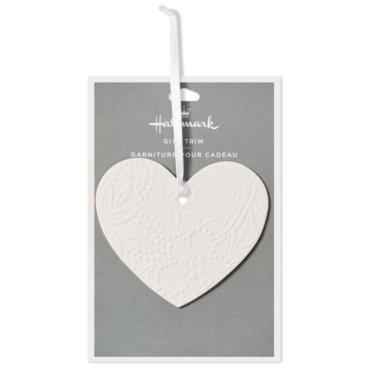 Die-Cut Embossed White Heart Gift Trim package image number 6