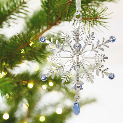 Signature Elegant Snowflake Premium Metal Hallmark Ornament, 