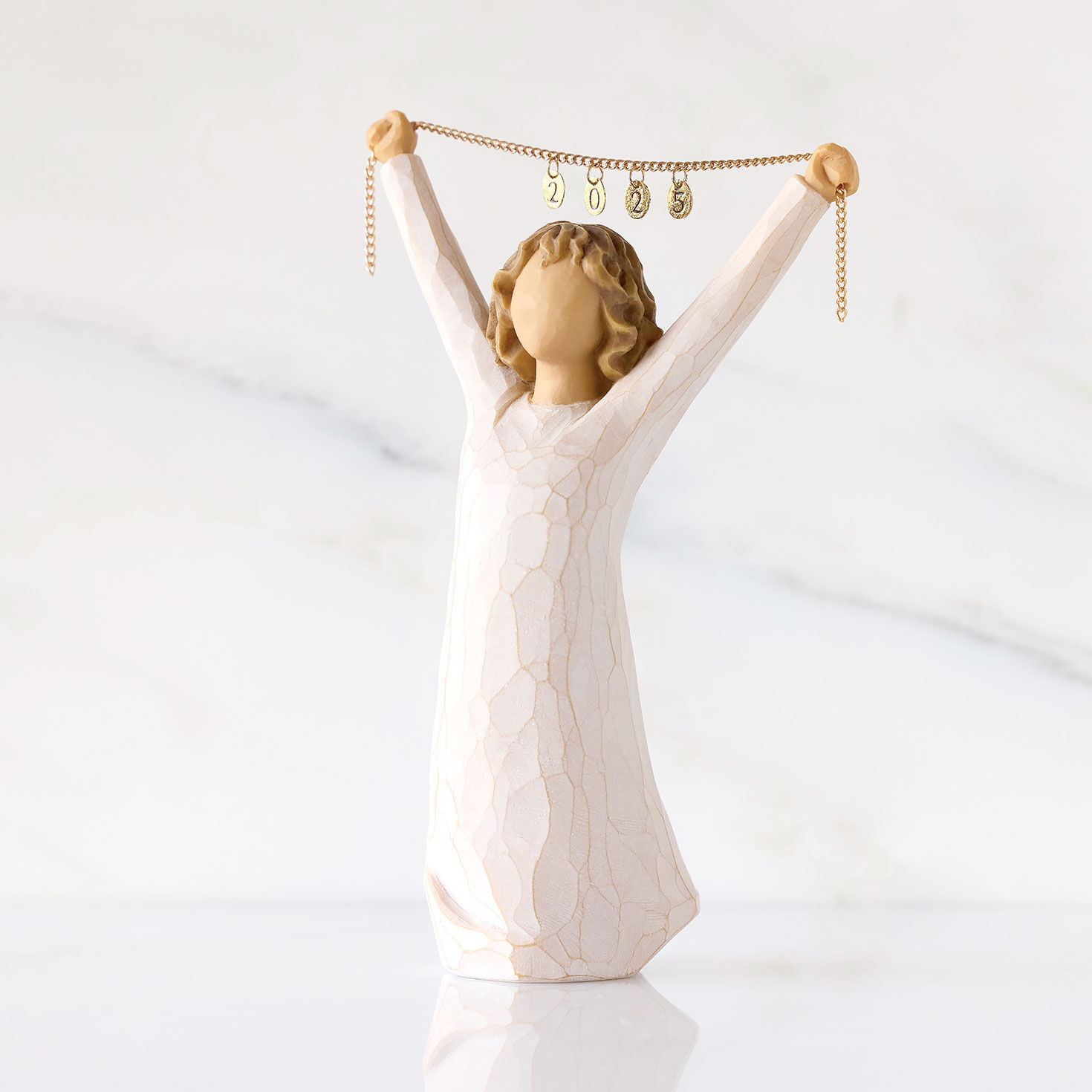 Willow Tree Courage 2025 Girl Year-Dated Figurine in use image number 2