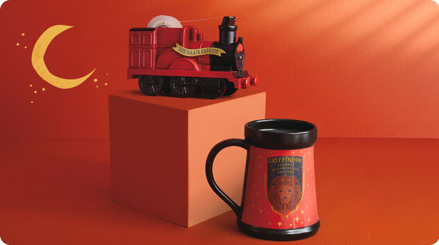 Harry Potter train and Hogwarts gifts